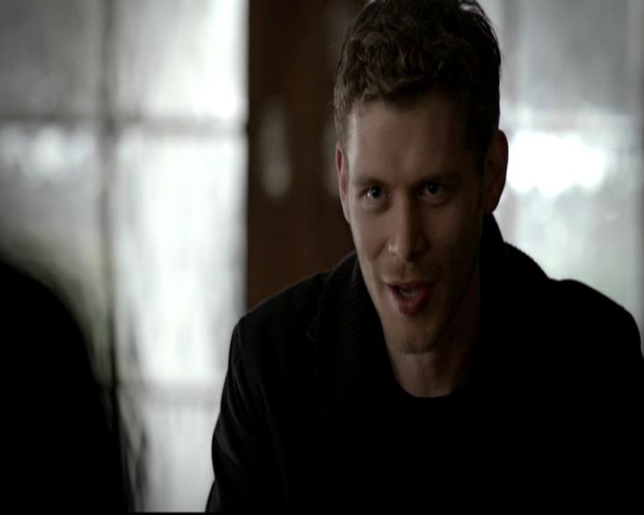 VampireDiariesWorld-dot-org_4x14DownTheRabbitHole0417.jpg