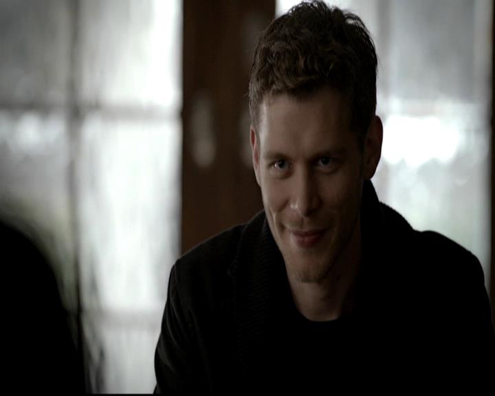 VampireDiariesWorld-dot-org_4x14DownTheRabbitHole0418.jpg