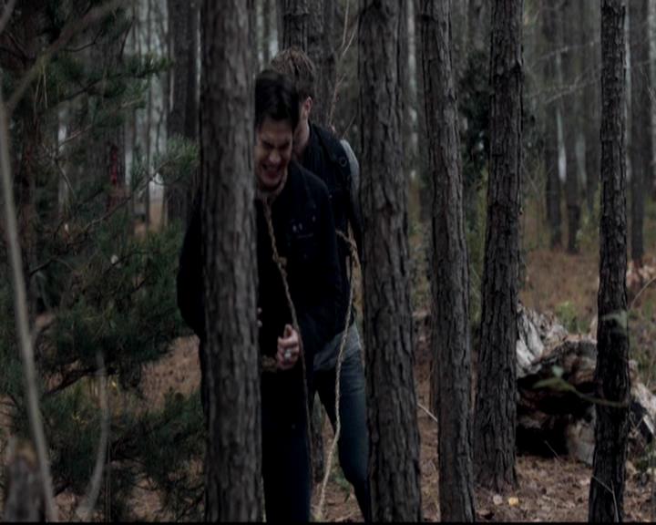 VampireDiariesWorld-dot-org_4x14DownTheRabbitHole0497.jpg