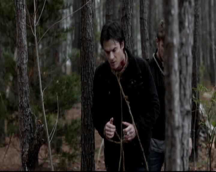 VampireDiariesWorld-dot-org_4x14DownTheRabbitHole0503.jpg