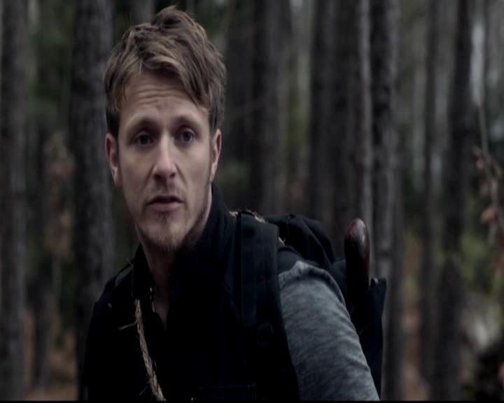 VampireDiariesWorld-dot-org_4x14DownTheRabbitHole0512.jpg