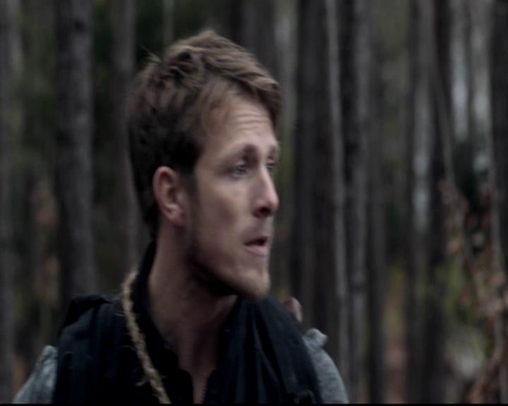 VampireDiariesWorld-dot-org_4x14DownTheRabbitHole0513.jpg