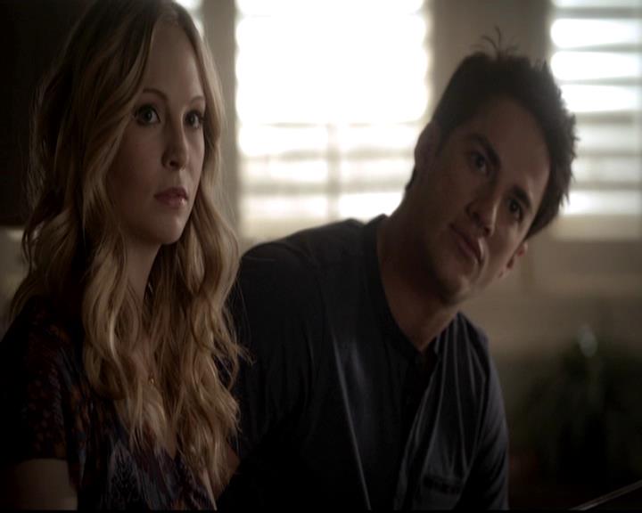 VampireDiariesWorld-dot-org_4x14DownTheRabbitHole0575.jpg