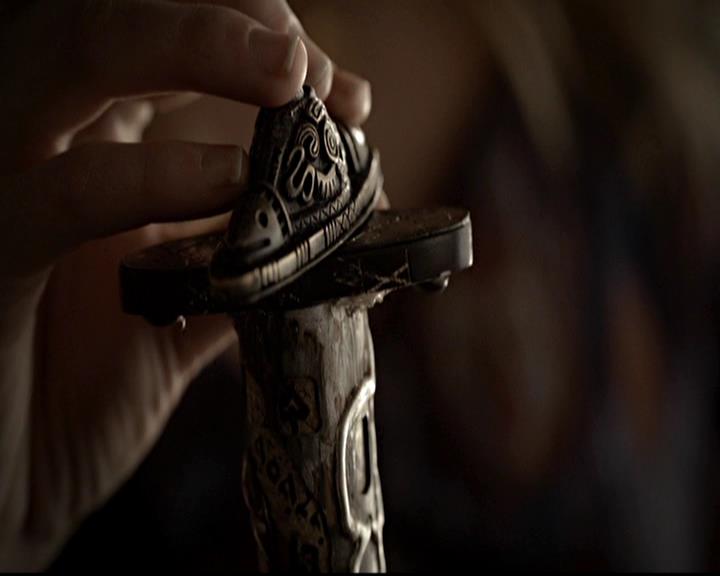 VampireDiariesWorld-dot-org_4x14DownTheRabbitHole0608.jpg