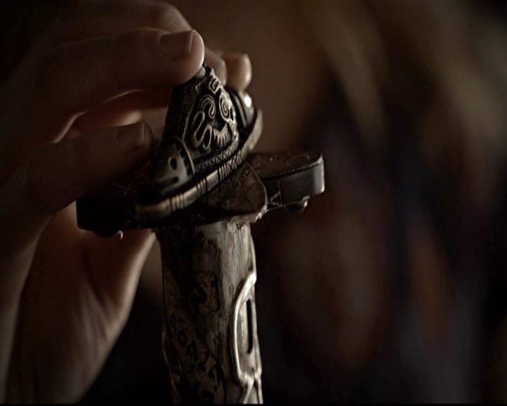 VampireDiariesWorld-dot-org_4x14DownTheRabbitHole0609.jpg