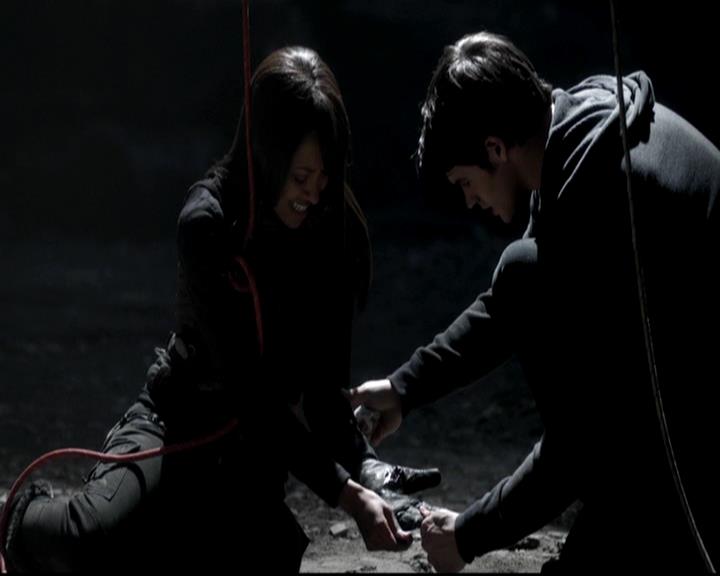 VampireDiariesWorld-dot-org_4x14DownTheRabbitHole0656.jpg