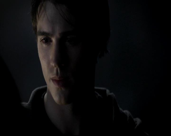 VampireDiariesWorld-dot-org_4x14DownTheRabbitHole0701.jpg