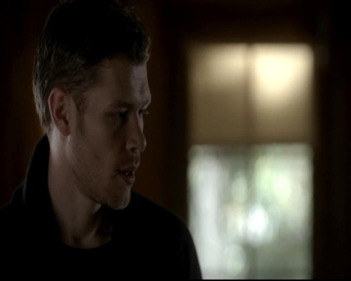 VampireDiariesWorld-dot-org_4x14DownTheRabbitHole0770.jpg