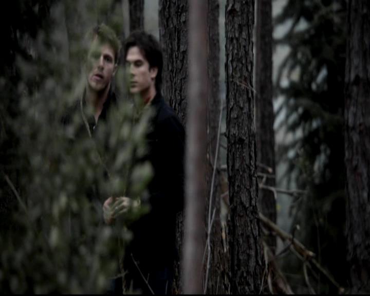 VampireDiariesWorld-dot-org_4x14DownTheRabbitHole0801.jpg