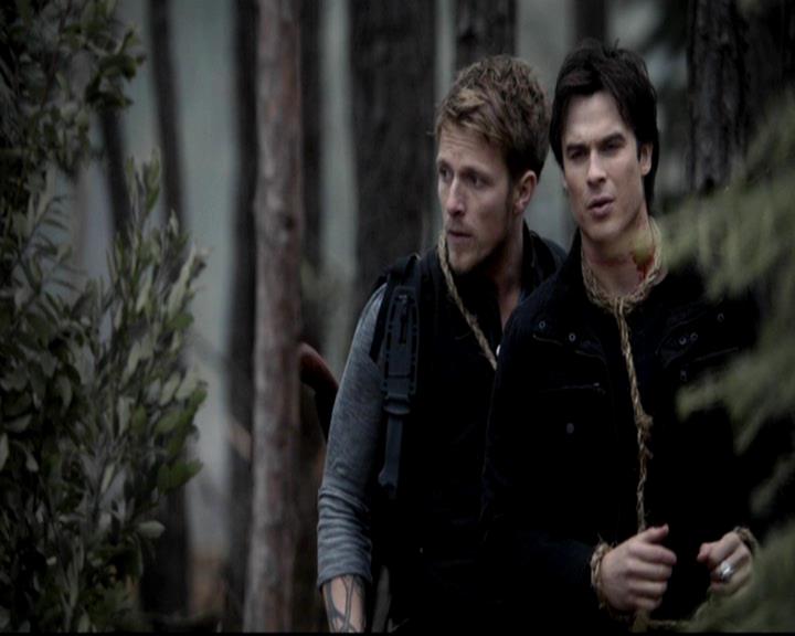 VampireDiariesWorld-dot-org_4x14DownTheRabbitHole0809.jpg