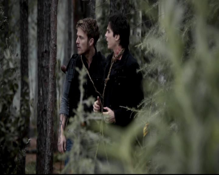 VampireDiariesWorld-dot-org_4x14DownTheRabbitHole0813.jpg