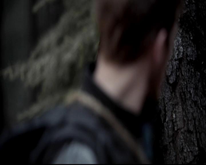 VampireDiariesWorld-dot-org_4x14DownTheRabbitHole0823.jpg