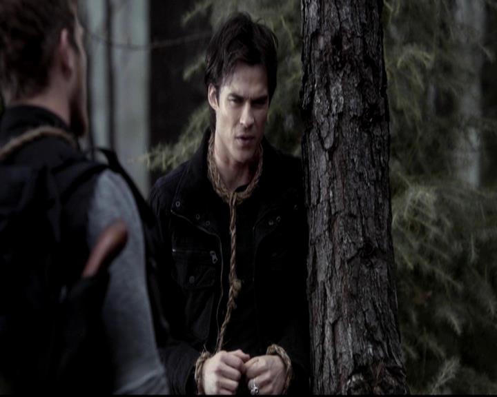 VampireDiariesWorld-dot-org_4x14DownTheRabbitHole0830.jpg