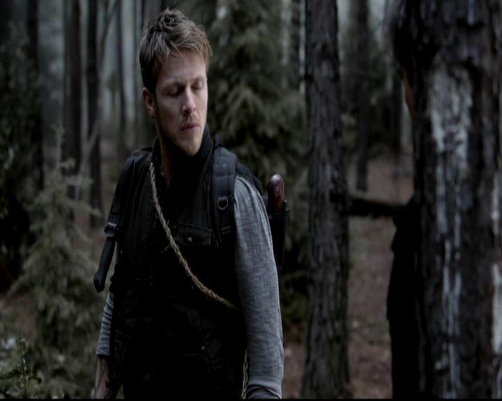 VampireDiariesWorld-dot-org_4x14DownTheRabbitHole0834.jpg