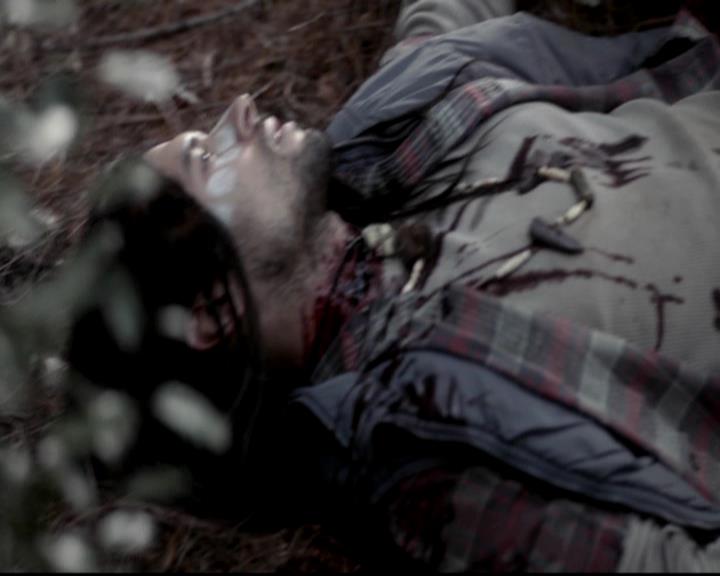 VampireDiariesWorld-dot-org_4x14DownTheRabbitHole0859.jpg