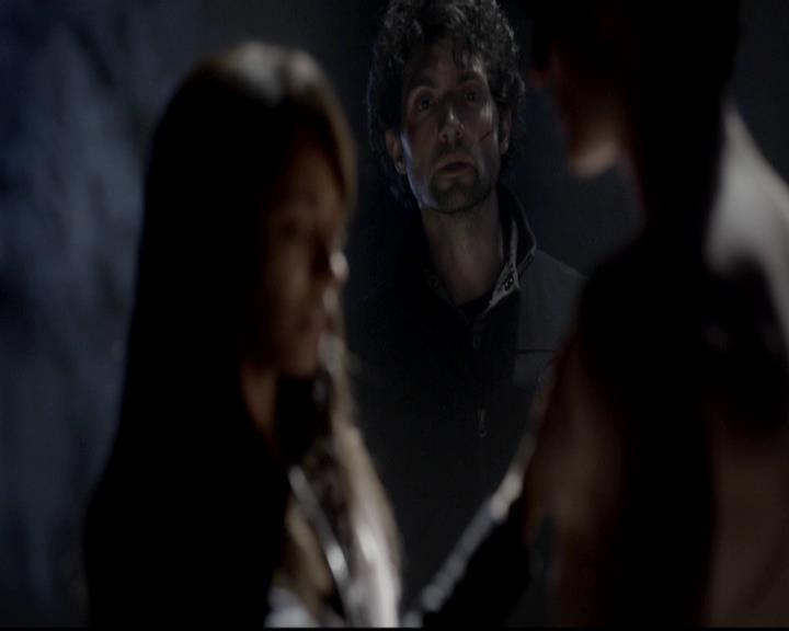 VampireDiariesWorld-dot-org_4x14DownTheRabbitHole0989.jpg