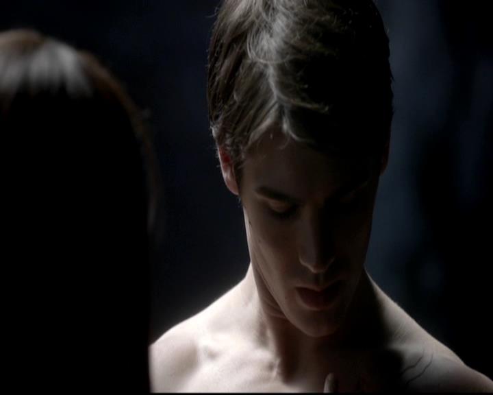 VampireDiariesWorld-dot-org_4x14DownTheRabbitHole1001.jpg