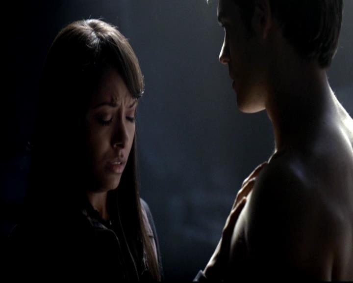 VampireDiariesWorld-dot-org_4x14DownTheRabbitHole1012.jpg