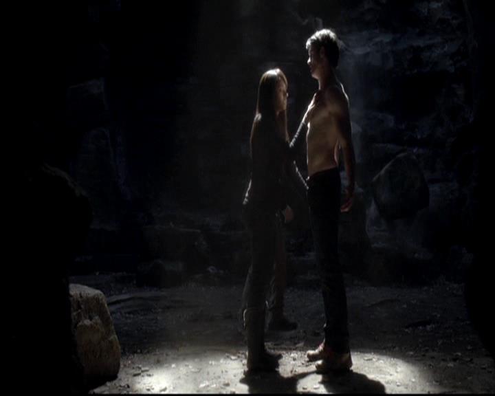 VampireDiariesWorld-dot-org_4x14DownTheRabbitHole1017.jpg