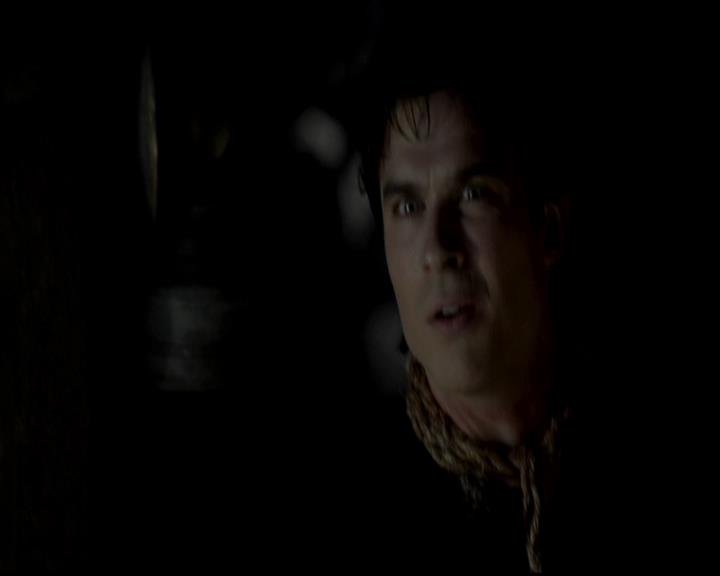 VampireDiariesWorld-dot-org_4x14DownTheRabbitHole1130.jpg