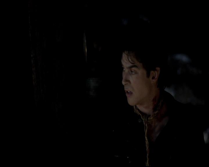 VampireDiariesWorld-dot-org_4x14DownTheRabbitHole1134.jpg