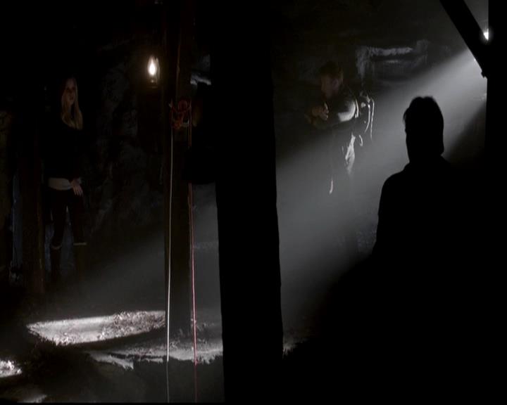 VampireDiariesWorld-dot-org_4x14DownTheRabbitHole1167.jpg