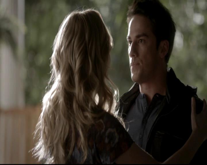 VampireDiariesWorld-dot-org_4x14DownTheRabbitHole1264.jpg