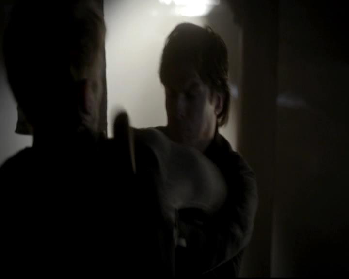 VampireDiariesWorld-dot-org_4x14DownTheRabbitHole1304.jpg