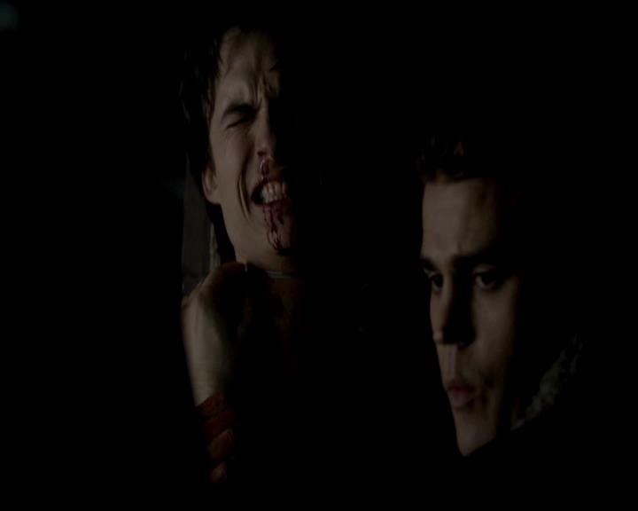 VampireDiariesWorld-dot-org_4x14DownTheRabbitHole1327.jpg