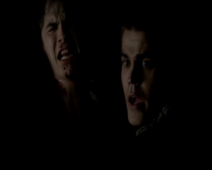 VampireDiariesWorld-dot-org_4x14DownTheRabbitHole1328.jpg