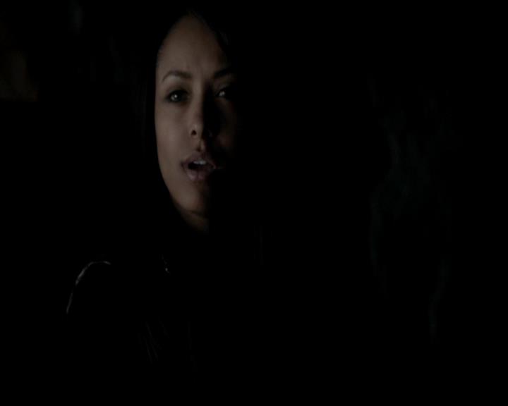 VampireDiariesWorld-dot-org_4x14DownTheRabbitHole1371.jpg