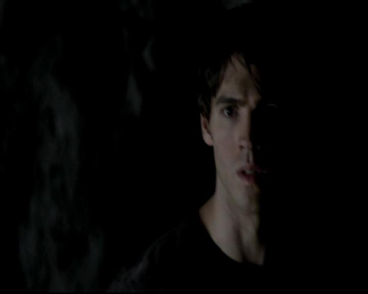 VampireDiariesWorld-dot-org_4x14DownTheRabbitHole1410.jpg