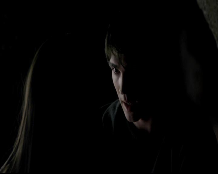 VampireDiariesWorld-dot-org_4x14DownTheRabbitHole1418.jpg