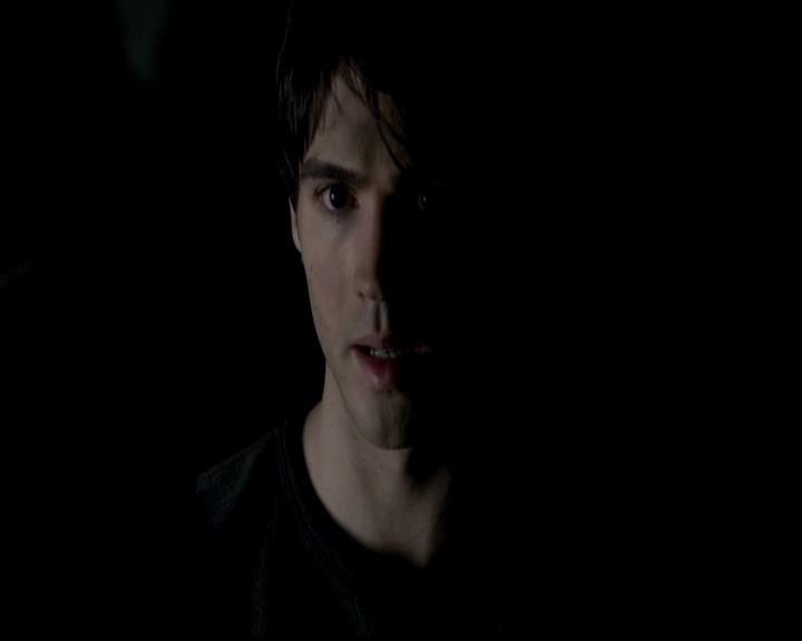 VampireDiariesWorld-dot-org_4x14DownTheRabbitHole1440.jpg