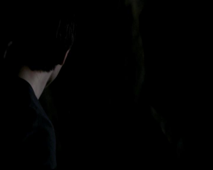 VampireDiariesWorld-dot-org_4x14DownTheRabbitHole1472.jpg