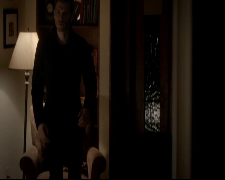 VampireDiariesWorld-dot-org_4x14DownTheRabbitHole1504.jpg