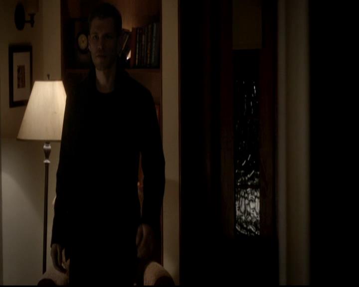 VampireDiariesWorld-dot-org_4x14DownTheRabbitHole1505.jpg