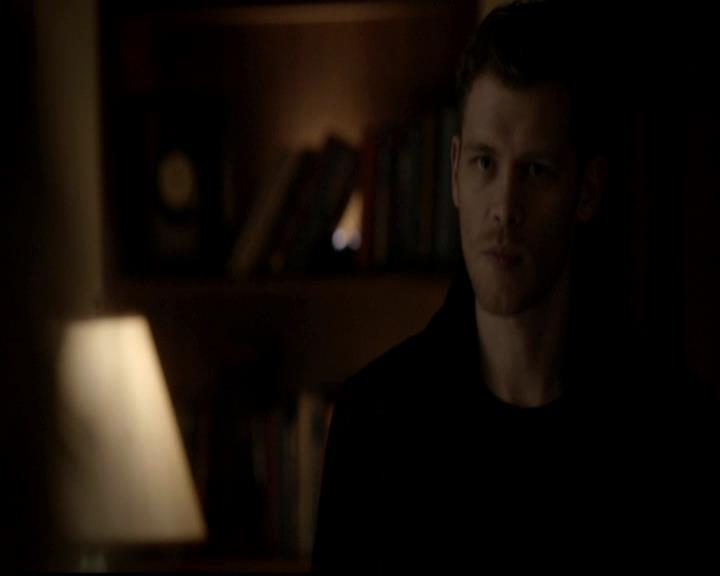 VampireDiariesWorld-dot-org_4x14DownTheRabbitHole1507.jpg