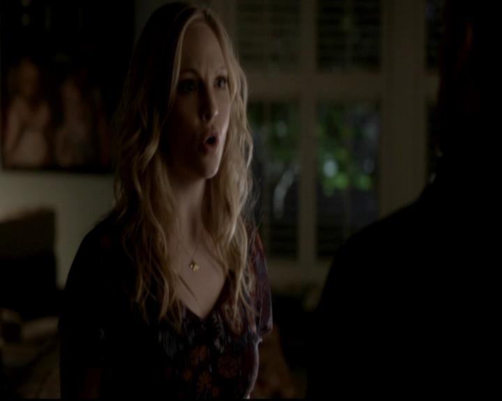 VampireDiariesWorld-dot-org_4x14DownTheRabbitHole1516.jpg