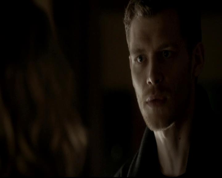 VampireDiariesWorld-dot-org_4x14DownTheRabbitHole1520.jpg