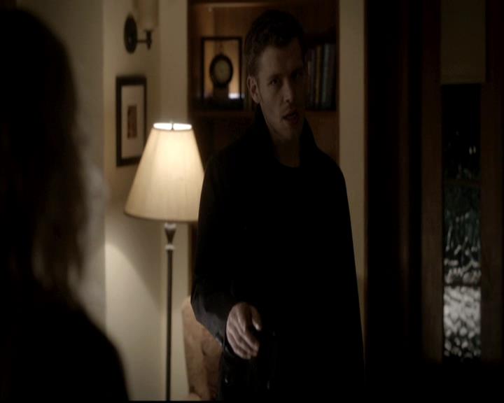 VampireDiariesWorld-dot-org_4x14DownTheRabbitHole1588.jpg