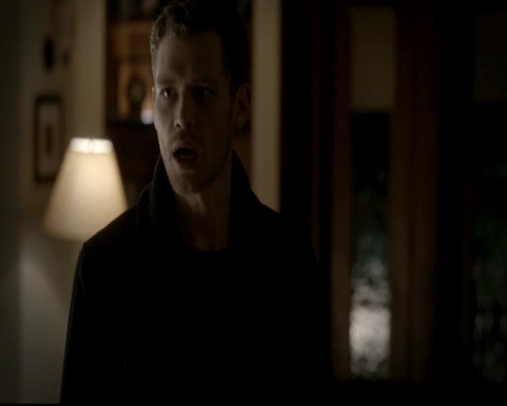 VampireDiariesWorld-dot-org_4x14DownTheRabbitHole1602.jpg