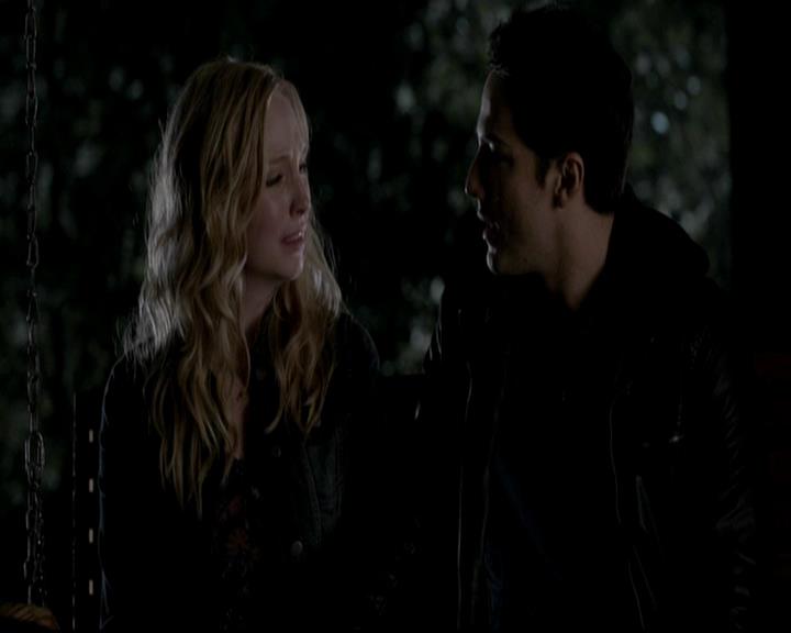 VampireDiariesWorld-dot-org_4x14DownTheRabbitHole1707.jpg