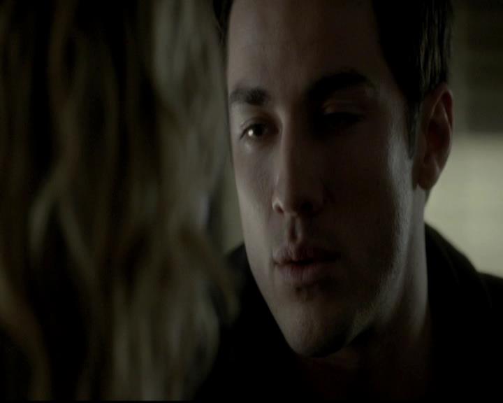 VampireDiariesWorld-dot-org_4x14DownTheRabbitHole1758.jpg