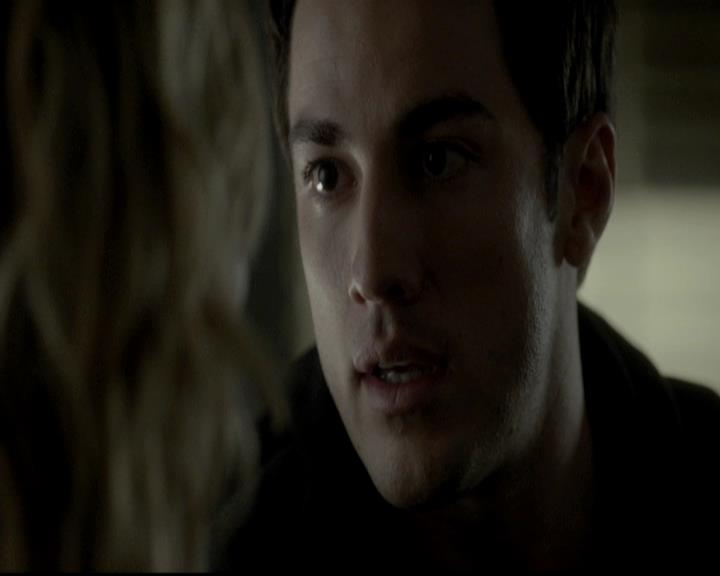 VampireDiariesWorld-dot-org_4x14DownTheRabbitHole1760.jpg