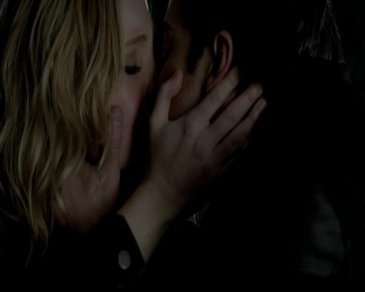 VampireDiariesWorld-dot-org_4x14DownTheRabbitHole1776.jpg