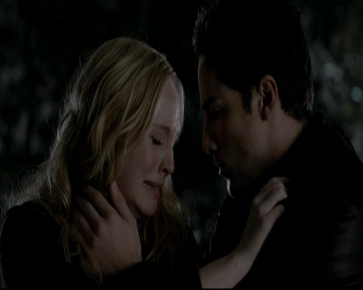 VampireDiariesWorld-dot-org_4x14DownTheRabbitHole1795.jpg