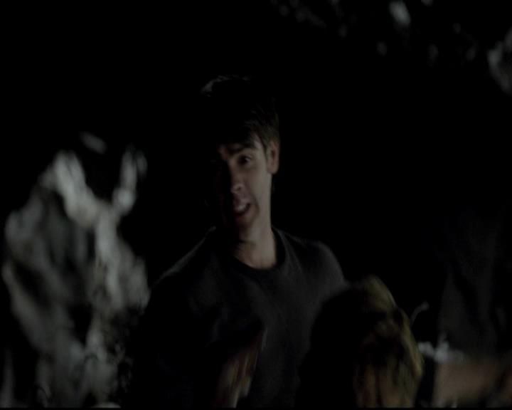 VampireDiariesWorld-dot-org_4x14DownTheRabbitHole2111.jpg