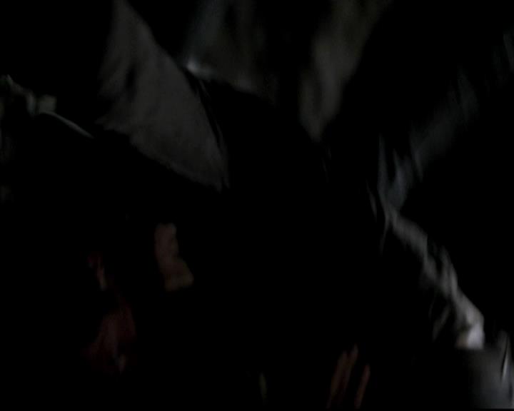 VampireDiariesWorld-dot-org_4x14DownTheRabbitHole2121.jpg