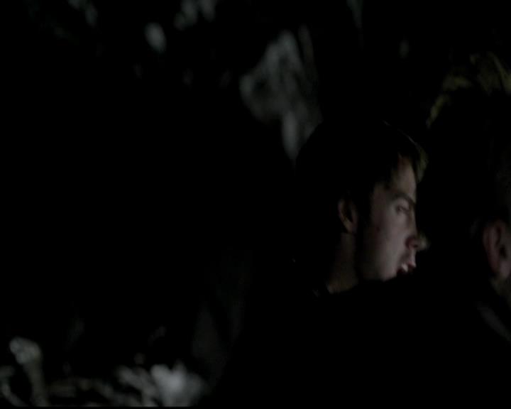 VampireDiariesWorld-dot-org_4x14DownTheRabbitHole2128.jpg